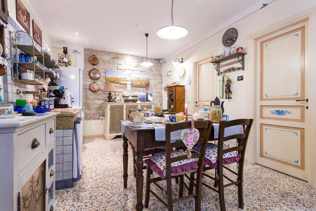 Bed And Breakfast A Casa Delle Fate Assisi Eksteriør billede